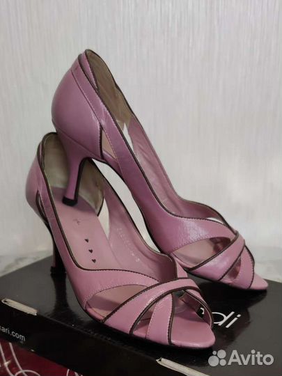Туфли женские 38 размер новые