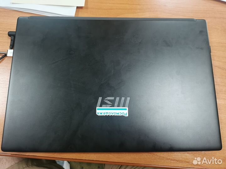 Ноутбук Msi modern 15 i5 8gb DDR4