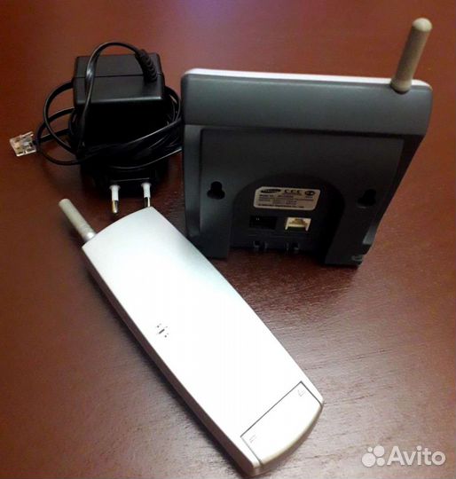 Телефон Panasonic и Samsung