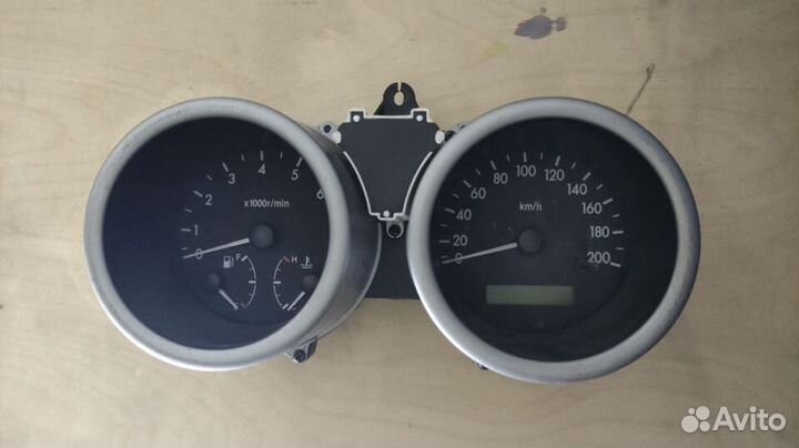 Панель приборов Chevrolet Aveo T200 2003-2008