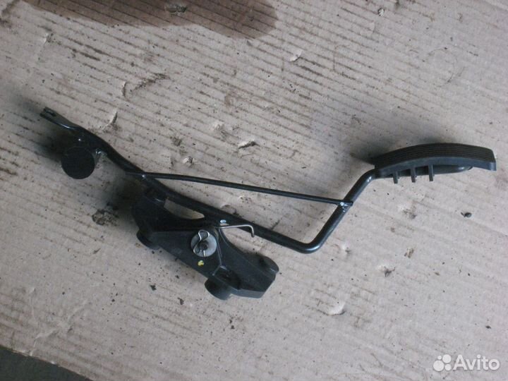 Педаль газа Hyundai Getz