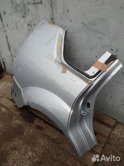 Крыло заднее Mitsubishi Outlander