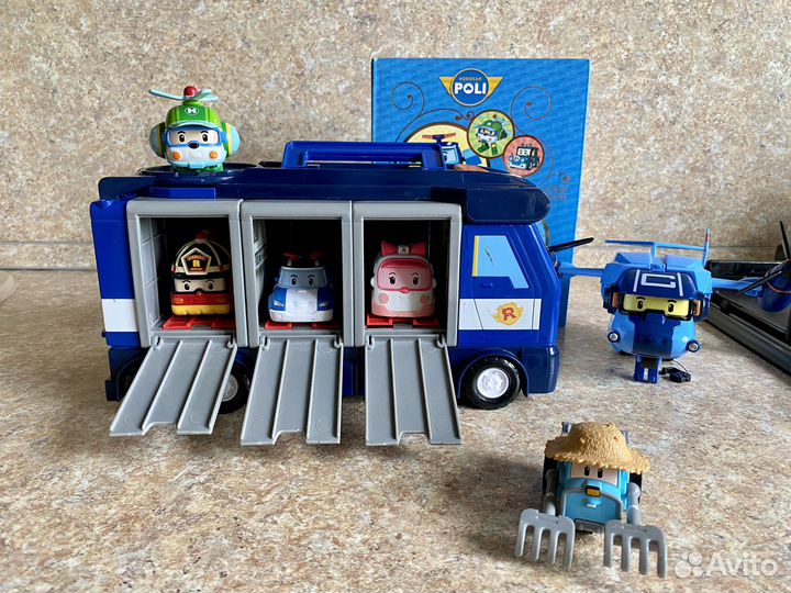 Робокар полли