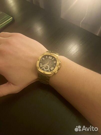 Чаcы guess GW0572G1