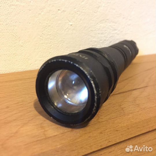 Фонарик подводный металлический