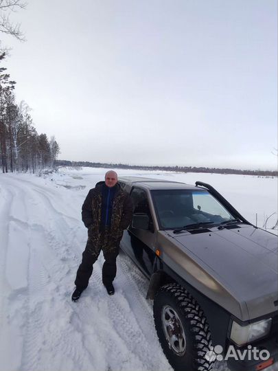 Буксировка автомобилей, помощь застрявшим авто