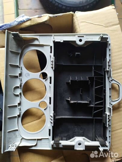 Заглушка и рамка магнитолы Фокус 2