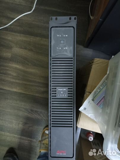 Ибп APC SMART UPS 1500