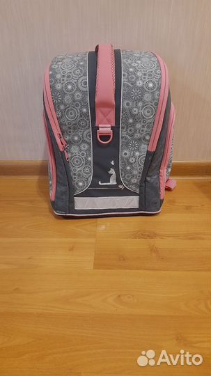 Рюкзак школьный