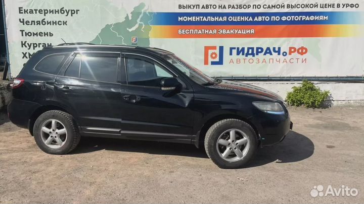 Накладка торпедо Hyundai Santa Fe (CM) 97286-2B000