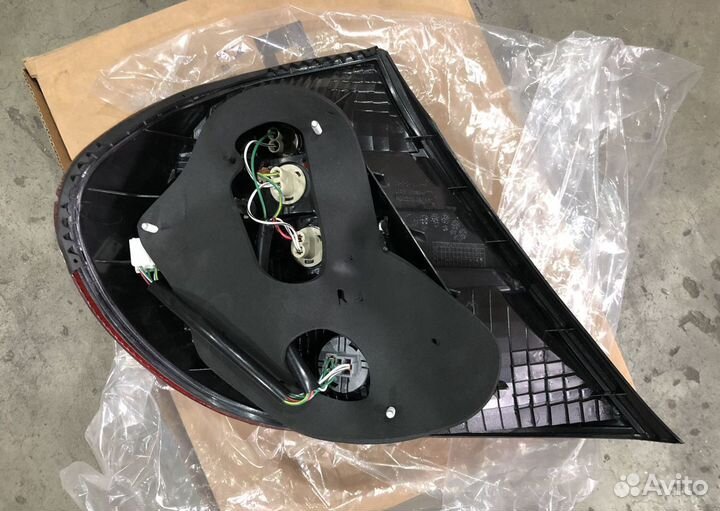 Фонарь задний правый Toyota Camry CV3 2001-06