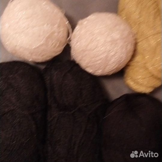 Шерстяные нитки