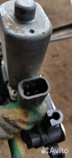 Стеклоподъемник передний правый Renault Scenic 1