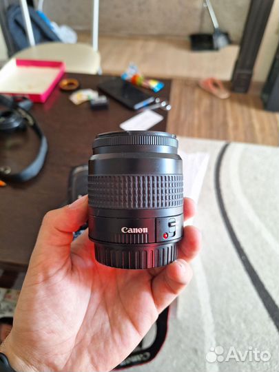 Зеркальный фотоаппарат canon 550d