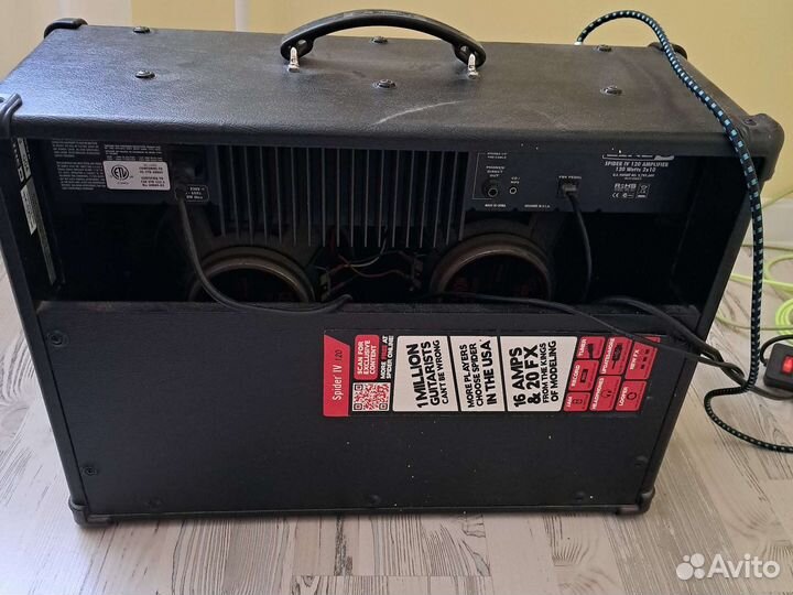 Гитарный комбоусилитель бу line6 spider 4 120