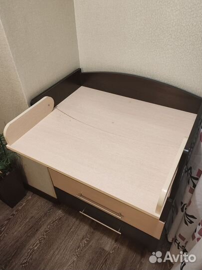 Пеленальный столик/комод