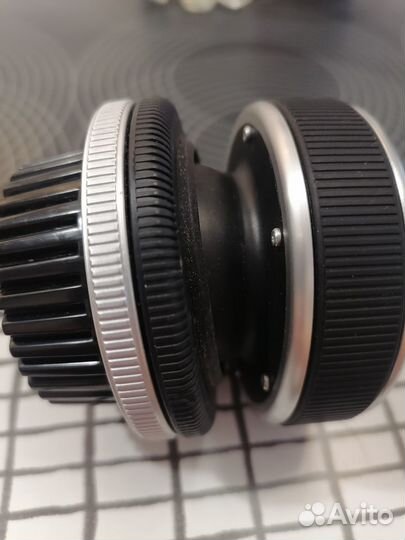 Объектив Lensbaby