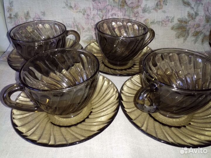 Бокалы и кружки