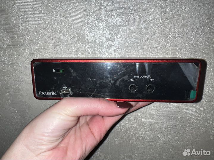 Внешняя звуковая карта focusrite Scarlett 212