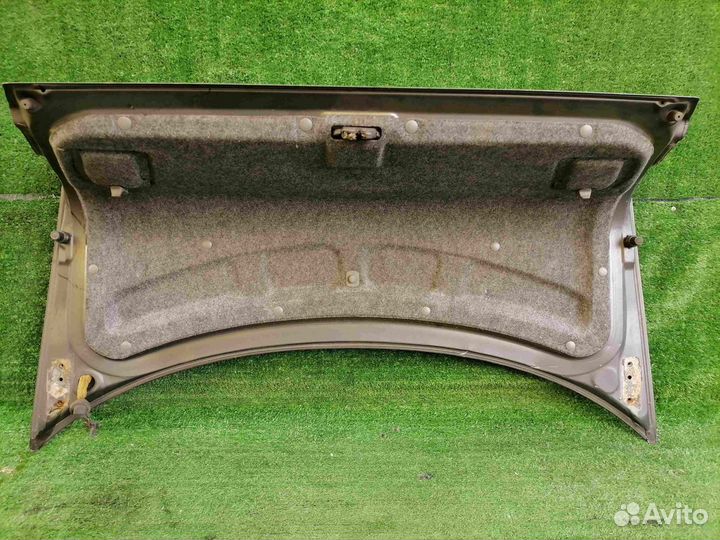 Крышка багажника Nissan Primera P10