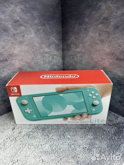 Nintendo switch Lite + игры + чип