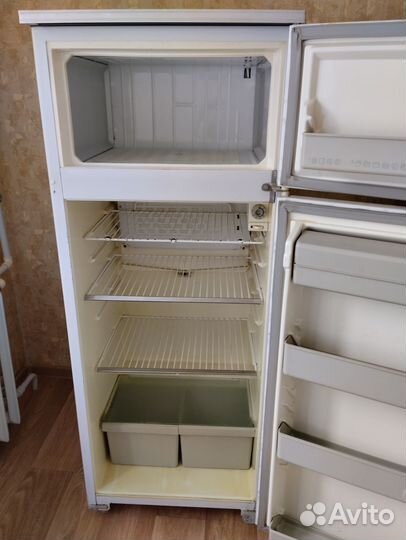 Холодильник б/у Минск-15М двухкамерный