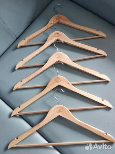 Вешалки плечики деревянные