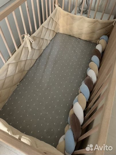 Бортики в детскую кроватку с косичкой