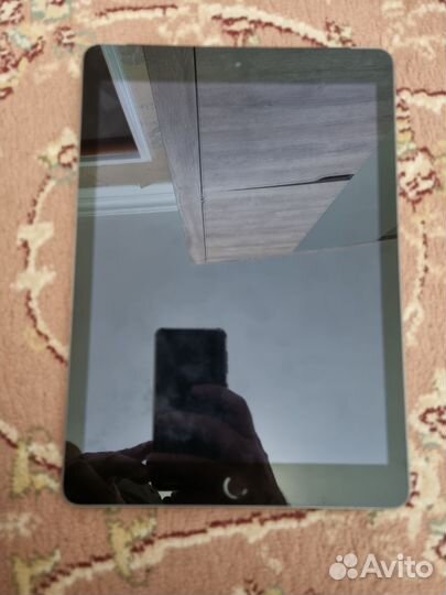 iPad 5 128GB LTE Gray