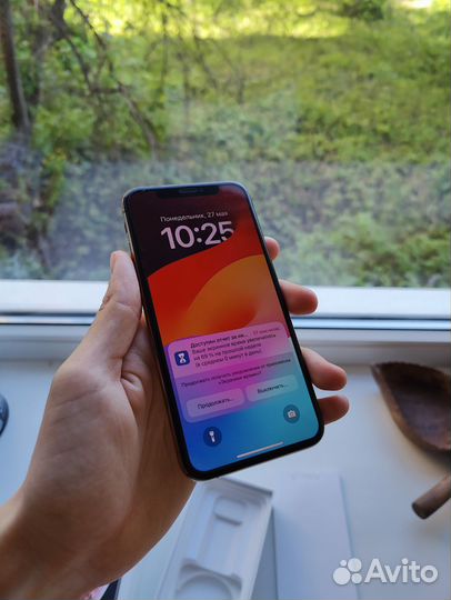 iPhone Xs, 64 ГБ