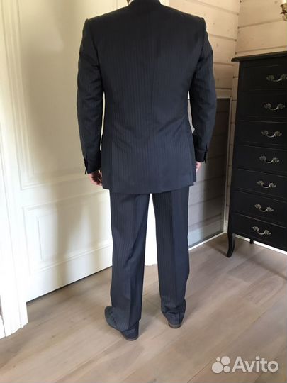 Corneliani мужской костюм