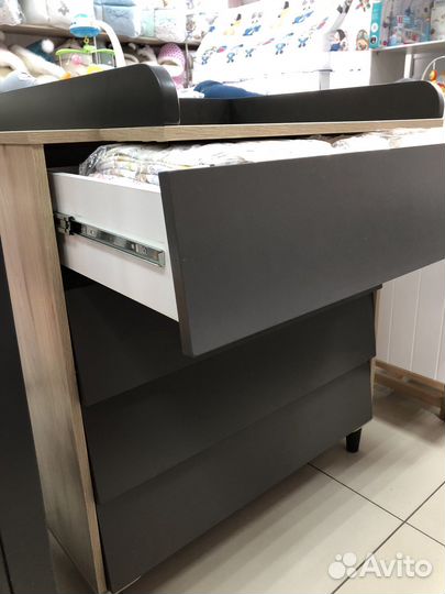 Комод с пеленальным столиком новый