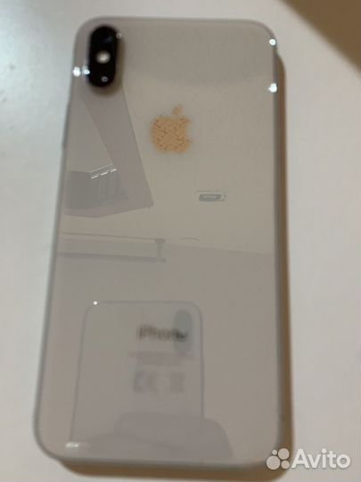 Телефон iPhone xs
