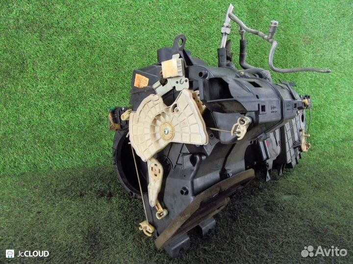 Корпус печки на mazda bongo SKF2VN RF