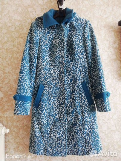 Пальто женское 42 44