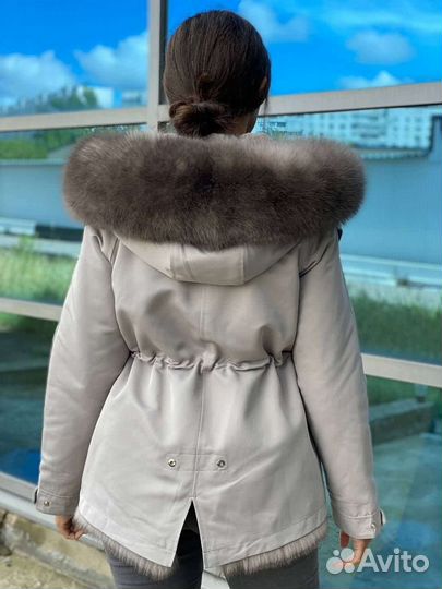 Парка женская с натуральным мехом теплая