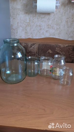 Банки винтовые и простые разных объёмов