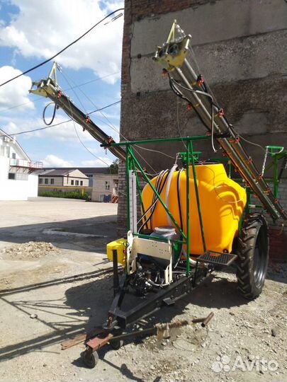 Опрыскиватель прицепной 