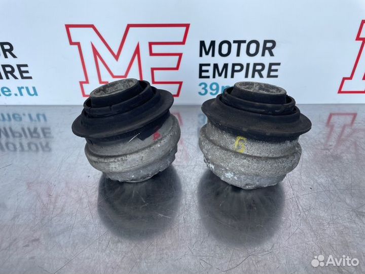 Подушка двигателя Mercedes Slk-Class R170 111.973