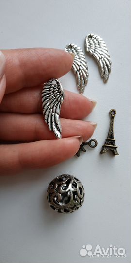 «Подвески»