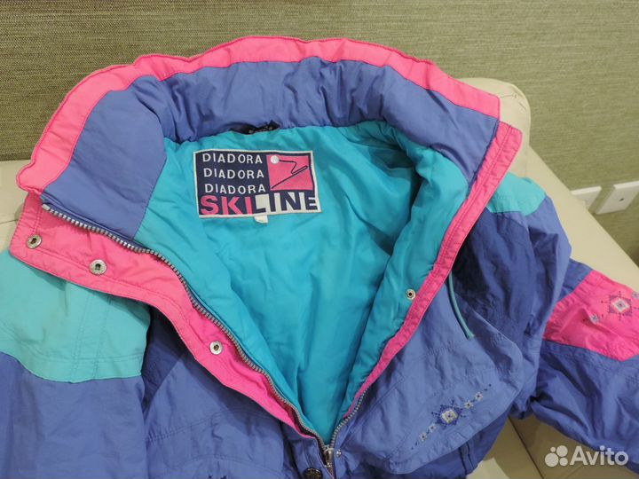 Продаю женский горнолыжный комбинезон