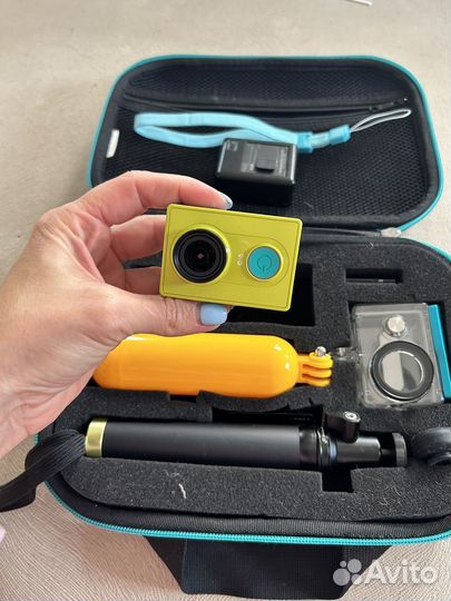 Экшн камера xiaomi yi
