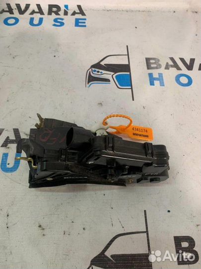 Замок двери передней правой Bmw 3 E46 M54B30 2003