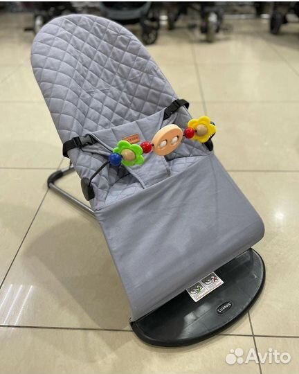 Шезлонг детский