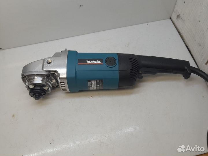 Ушм болгарка Makita 9069