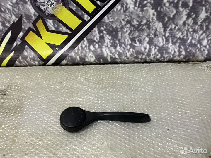 Ручка регулировки положения сидения Laguna 2