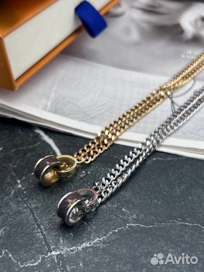 Колье louis vuitton