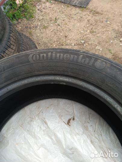 Continental WorldContact 4x4 215/55 R17 94V