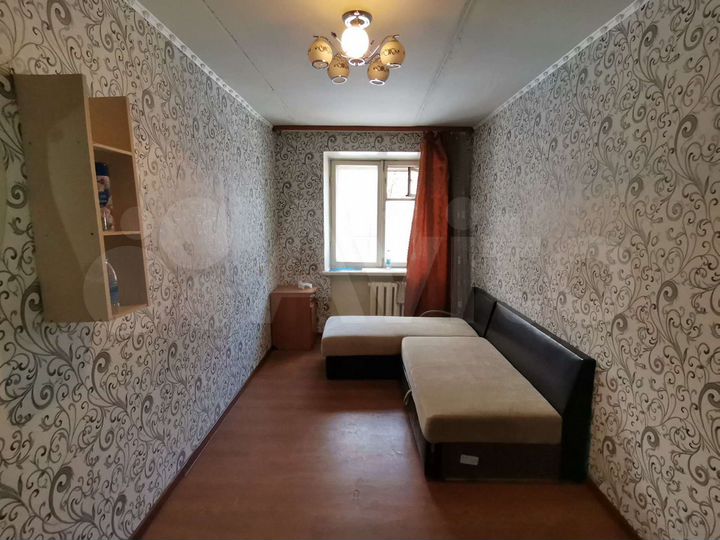 Комната 14 м² в 6-к., 2/5 эт.
