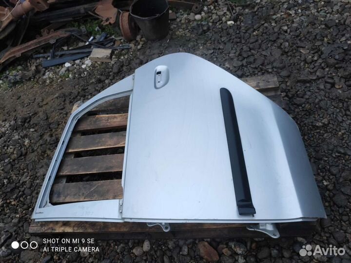 Дверь задняя Mitsubishi Colt